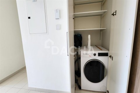 Снять в аренду квартиру в Дубай Хилс Эстейт, Дубай: 2 спальни, 92.3м², № 6493 - фото 12