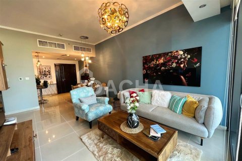 Apartamento en Silverene Tower B, Dubai Marina, Dubai, 2 dormitorios, 99 m², № 6494 - foto 1