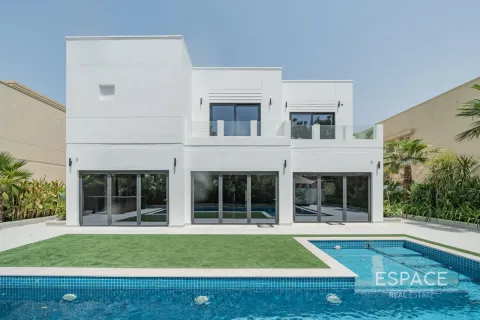 Villa in Meadows 8, Meadows, Dubai 4 bedrooms, 413 sq.m. № 61833 - photo 17