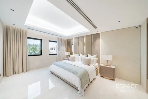 Villa in Meadows 8, Meadows, Dubai 4 bedrooms, 413 sq.m. № 61833 - photo 7