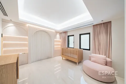 Villa in Meadows 8, Meadows, Dubai 4 bedrooms, 413 sq.m. № 61833 - photo 9