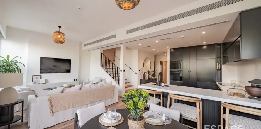 Adosado en Dubai Land, Dubai, 3 dormitorios, 208 m², № 61836