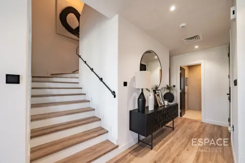 Adosado en Dubai Land, Dubai, 3 dormitorios, 208 m², № 61836 - foto 10