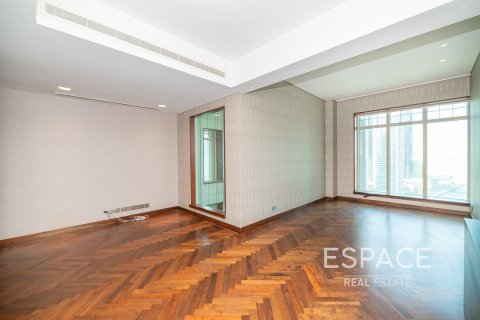 Купить квартиру в Дубай Марине, Дубай: 5 спален, 649м², № 61838 - фото 12