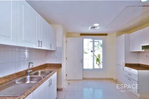 Villa à The Springs, Dubai, 3 chambres, 209 m², № 61835 - photo 5