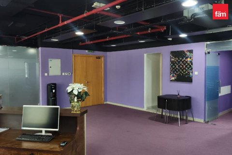 Bureau à Business Bay, Dubai, 169 m², № 124365 - photo 2