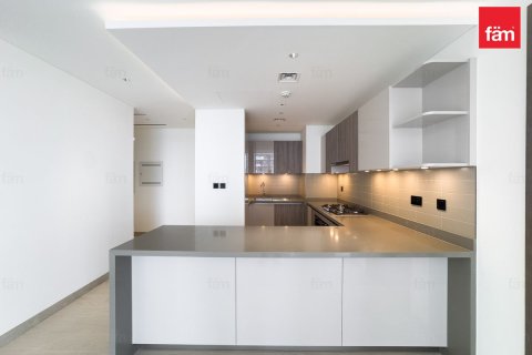 Apartment in Dubai 4 bedrooms, 218.6 sq.m. № 124368 - photo 3