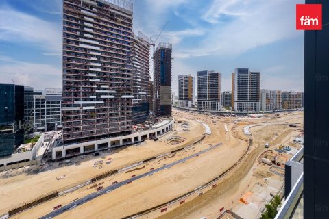 Apartment in Dubai 4 bedrooms, 218.6 sq.m. № 124368 - photo 24