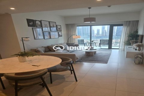Apartamento en Burj Royale, Downtown Dubai (Downtown Burj Dubai), Dubai, 2 dormitorios, 100.89 m², № 122045 - foto 4