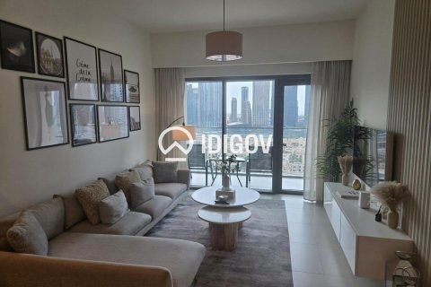 Apartamento en Burj Royale, Downtown Dubai (Downtown Burj Dubai), Dubai, 2 dormitorios, 100.89 m², № 122045 - foto 7