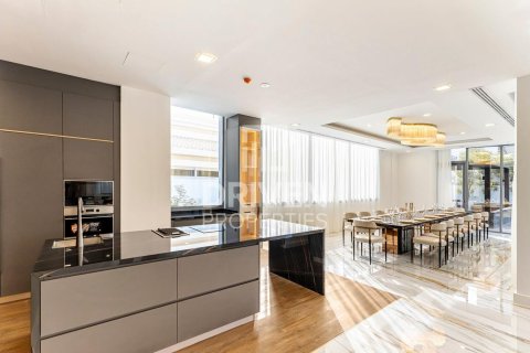 Villa in Jumeirah Park, Dubai 7 bedrooms, 680 sq.m. № 64899 - photo 19