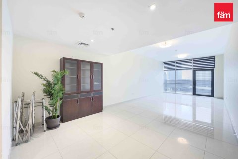 Appartement à Sheikh Zayed Road, Dubai, 3 chambres, 227.6 m², № 24397 - photo 1