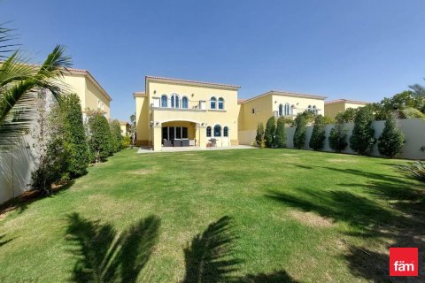 Villa in Dubai 3 bedrooms, 704.9 sq.m. № 52399 - photo 10