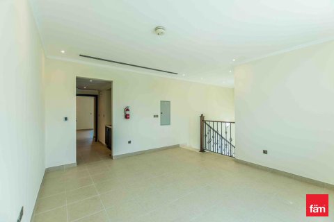 Villa in Dubai 3 bedrooms, 704.9 sq.m. № 52399 - photo 3