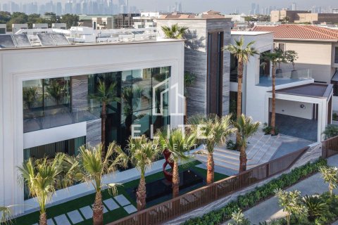 Villa in Jumeirah Islands, Dubai 5 bedrooms, 1325 sq.m. № 121422 - photo 4
