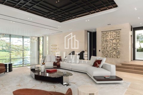 Villa in Jumeirah Islands, Dubai 5 bedrooms, 1325 sq.m. № 121422 - photo 6