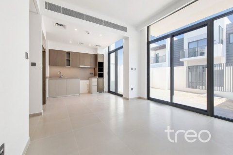 Таунхаус в Sun, Arabian Ranches 3, Дубай, 3 спальни, 180.32м², № 120077
