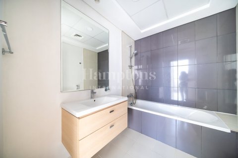 Apartment in DAMAC Hills (Akoya by DAMAC), Dubai 1 bedroom, 82.31205800 sq.m. № 96588 - photo 6