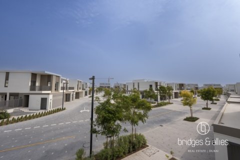 Villa in Dubai 4 bedrooms, 231.7 sq.m. № 77266 - photo 16