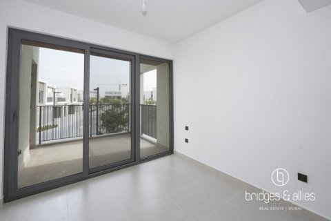 Villa in Dubai 4 bedrooms, 231.7 sq.m. № 77266 - photo 18