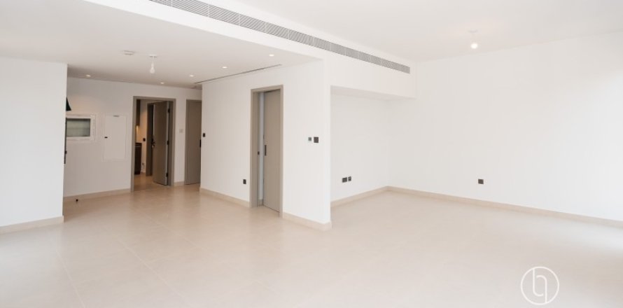 Villa in Dubai 4 bedrooms, 220.5 sq.m. № 77265