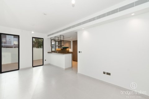 Villa en Dubai, 4 dormitorios, 143.9 m², № 77263 - foto 3