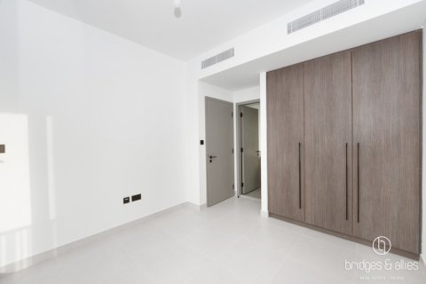 Villa en Dubai, 4 dormitorios, 143.9 m², № 77263 - foto 9