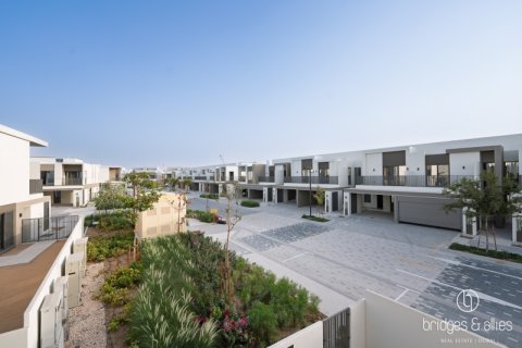 Villa en Dubai, 4 dormitorios, 143.9 m², № 77263 - foto 20