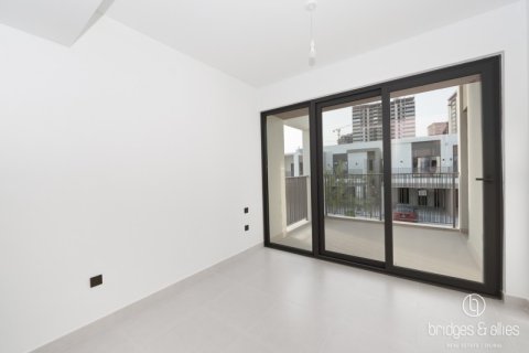 Villa en Dubai, 4 dormitorios, 143.9 m², № 77263 - foto 17