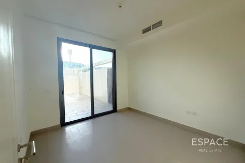 Townhouse in Dubai Hills Estate, Dubai 4 bedrooms, 229 sq.m. № 71343 - photo 8