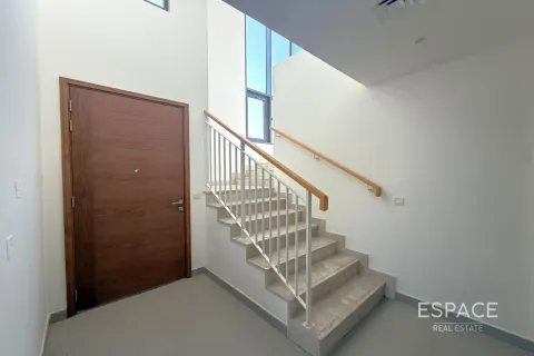 Townhouse in Dubai Hills Estate, Dubai 4 bedrooms, 229 sq.m. № 71343 - photo 9