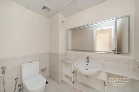 Снять в аренду виллу в Meadows, Дубай: 5 спален, 371м², № 71341 - фото 14