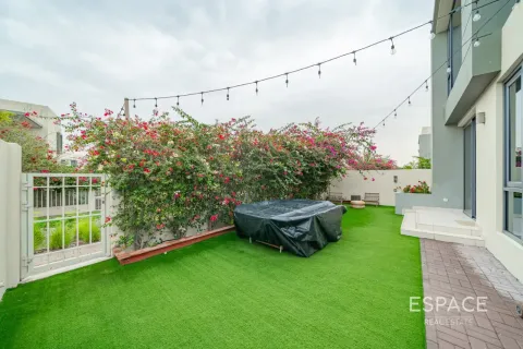 Villa en Dubai Hills Estate, Dubai, 4 dormitorios, 230 m², № 122880 - foto 20