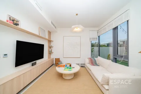 Villa en Dubai Hills Estate, Dubai, 4 dormitorios, 230 m², № 122880 - foto 4