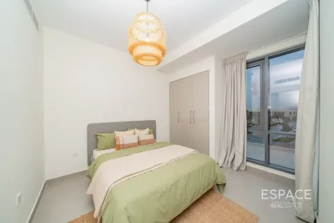 Villa en Dubai Hills Estate, Dubai, 4 dormitorios, 230 m², № 122880 - foto 8