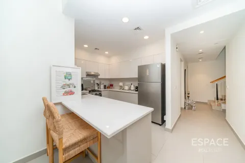 Villa en Dubai Hills Estate, Dubai, 4 dormitorios, 230 m², № 122880 - foto 5