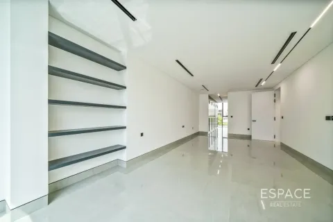 Villa in Jumeirah Park, Dubai 5 bedrooms, 481 sq.m. № 122878 - photo 14
