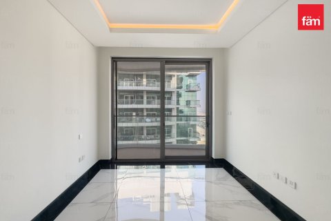 Купить квартиру в Бизнес-Бэе, Дубай: 2 спальни, 105.4м², № 71813 - фото 3