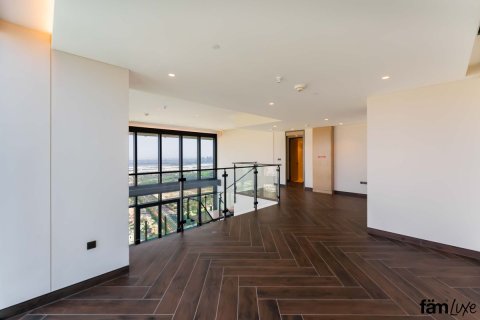 Apartment in Zabeel, Dubai 3 bedrooms, 351.6 sq.m. № 93422 - photo 10