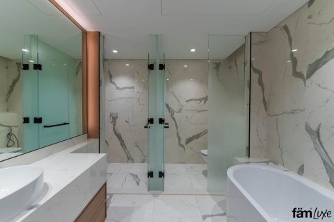 Apartment in Zabeel, Dubai 3 bedrooms, 351.6 sq.m. № 93422 - photo 17