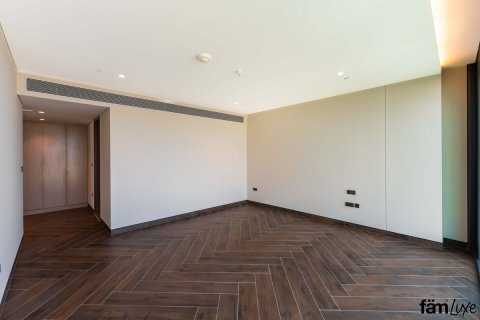 Apartment in Zabeel, Dubai 3 bedrooms, 351.6 sq.m. № 93422 - photo 15