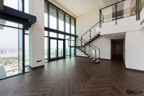 Apartment in Zabeel, Dubai 3 bedrooms, 351.6 sq.m. № 93422 - photo 2