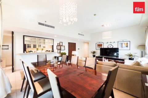 Apartamento en Downtown Dubai (Downtown Burj Dubai), Dubai, 3 dormitorios, 176.9 m², № 93415 - foto 4