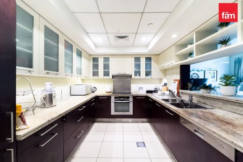 Apartamento en Downtown Dubai (Downtown Burj Dubai), Dubai, 3 dormitorios, 176.9 m², № 93415 - foto 5