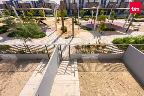 Townhouse in Dubai 3 bedrooms, 180.3 sq.m. № 93414 - photo 12