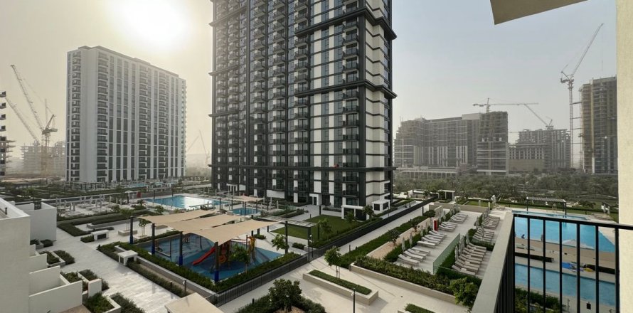 Apartment in Dubai Hills Estate, Dubai 2 bedrooms, 97.5 sq.m. № 67557