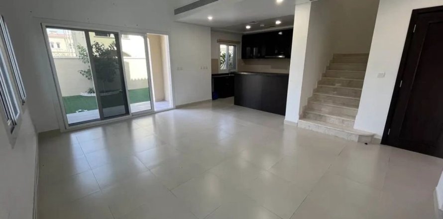 Townhouse in Dubai 3 bedrooms, 262.6 sq.m. № 67556