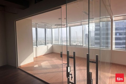 Bureau à Dubai, 124.9 m², № 50863 - photo 11