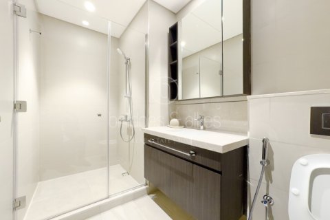 Apartment in Downtown Dubai (Downtown Burj Dubai), Dubai 2 bedrooms, 121.9 sq.m. № 16236 - photo 2