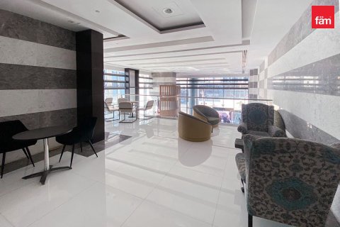 Tienda en Dubai, 435.7 m², № 9536 - foto 14